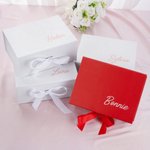 Personalisierte Multicolor Make-up Tasche Brautjungfer Geschenk-Set mit Namen Geschenk-Box und Scrunchie 5 Pcs Bachelor Party Hochzeit Brautjungfer Geschenk für Sie