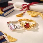 Anillo personalizado de piedra de nacimiento con nombre grabado Año y texto Cumpleaños Aniversario Graduación Regalo para graduados