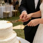 Set de couteau pelle fourchettes à gâteau personnalisé avec nom et date - Boîte cadeau incluse - Cadeau mariage fiançailles anniversaire pour couple