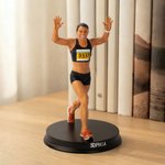 Henkilökohtainen 3D Running Expert Photo Ornamentti nimellä Collectible Statue Desk Decoration Syntymäpäivälahja Running Lovers Marathon Runnersille
