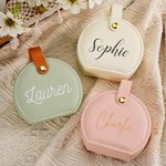 Gepersonaliseerde Handzame Sieradendoos van PU-leer met Naam Draagbaar voor Reizen Verjaardag of Moederdag Cadeau voor Vrouwen en Meisjes