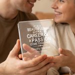 Plaque de bureau en acrylique carrée personnalisée avec nom et titre Cadeau d'anniversaire de travail pour employé de bureau