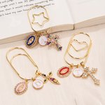 Portapapeles Personalizado Cruz Católica con Inicial Religiosa Bautizo Primera Comunión Regalo para los amantes de los libros Bookworm