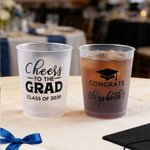 Gepersonaliseerde Graduation Cap Congrats Frosted Plastic Cups met naam en jaar Set van 10 Graduation Party Favor voor afgestudeerden