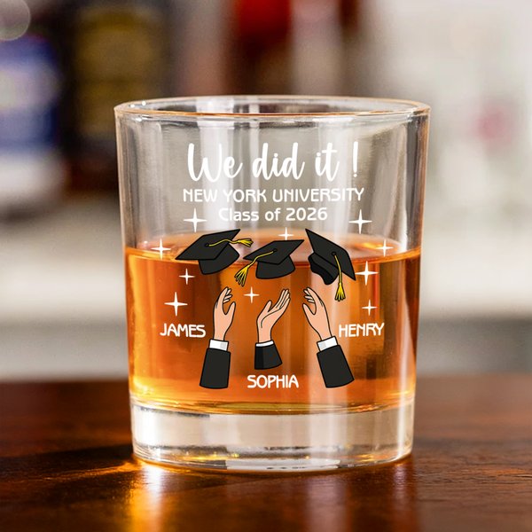 Personalisierte Throwing Graduation Caps 10 oz Old Fashioned Rock Whiskey Glas mit Namen Graduation Geschenk für Absolventen
