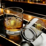 Personligt whiskyglas med namn och initialer 295 ml klassisk design perfekt som födelsedagspresent eller jubileumsgåva till man