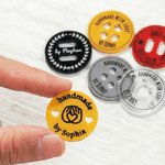 Gepersonaliseerde handgemaakte met liefde acryl knop kleding hoed labels met naam Set van 10 verjaardagscadeau voor breien haken liefhebbers