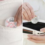 Pièce de monnaie personnalisée en forme de main de diamant avec noms et présentoir Cadeau d'anniversaire pour les amies et les sœurs