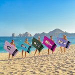 Henkilökohtainen sarjakuvahahmo Dot Quick Dry ylisuuri rantapyyhe nimellä Travel Essentials Beach Party syntymäpäivälahja perheelle naisille