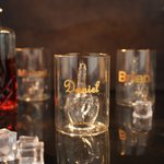 Personligt whiskyglas med humoristisk finger-design 370 ml rolig present till vän perfekt för fredagsmys