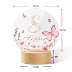 Veilleuse LED personnalisée avec nom et initiale - Style rose et papillon - Décoration avec  socle en bois - Cadeau d'anniversaire pour femme et amis