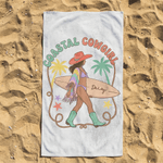 Personalizzato Playful Beach Babe Asciugamano da spiaggia sovradimensionato ad asciugatura rapida con nome Regalo di festa in spiaggia per donna cowgirl