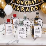 Personalisierte die Quaste war die Mühe wert Grad Cap Bottle Tag mit Text Graduation Party Geschenk für 2026 Absolventen