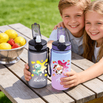 Bouteille d'eau personnalisée au nom de l'enfant avec paille en silicone Utilisation quotidienne Retour à l'école Cadeau d'anniversaire pour garçon fille