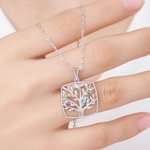 Personalized Dainty Family Tree Necklace with 1-8 Birthstones Exquisite Jewelry Mother's Day Birthday  Gift for Mom Grandma