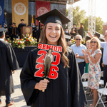 Gepersonaliseerde Graduation Photo Hand Fan Afstudeerceremonie Party Gebruik Afstuderen Herdenking Gift voor Class of 2026 Afgestudeerde