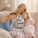 Personalisierte 1-16 Cartoon Line Art Kinder Nachthemd mit Namen und Seitentasche täglich tragen Muttertag Geburtstag Geschenk für Oma Mama