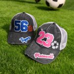 Personalizada Multicolor Nombre Número Fútbol Softball Béisbol Malla Gorra Actividades al aire libre desgaste Día del Juego Regalo de cumpleaños para los amantes de los deportes de pelota