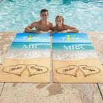 Serviette de plage surdimensionnée à séchage rapide avec initiales du nom, année et texte. Cadeau d'anniversaire pour un couple.