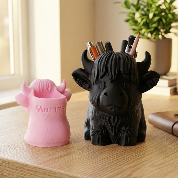 Personalised Multicolour Highland Cow Multi-Size Pen Holder with Name Desk Decor Daily Use Birthday Gift for Highland Cow Lovers Students Teachers