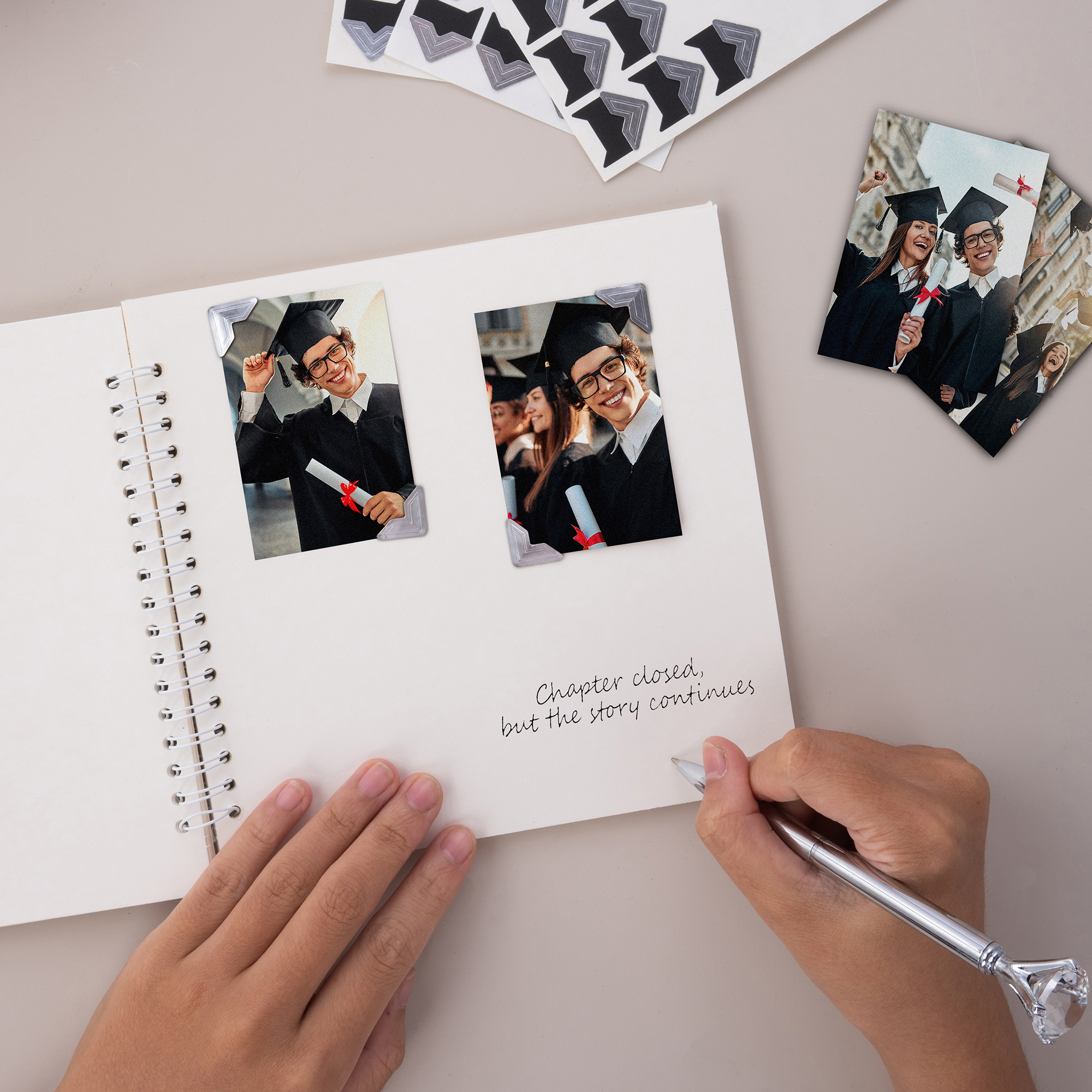 Libro de Visitas Personalizado Clase de 2026 Globo Nombre Año Foto con Bolígrafo y Pegatinas Regalo de Graduación para Graduados