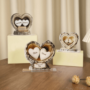 Personalised First Kiss Wood Texture Heart Pattern Acrylic Ornament with Name and Date Desk Decor Anniversary Birthday Gift for Couples