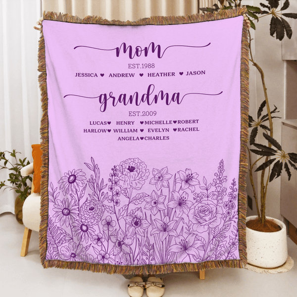 Personalised Hand-Painted Flowers Soft Tassel Throw Blanket with Names and Year Home Decor Mother's Day Birthday Gift for Mom Grandma