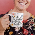 Gepersonaliseerde Keramische Mok met Naam Waterverfbloemen en 1 tot 9 Handjes Moederdag- en Verjaardagscadeau voor Mama en Oma