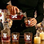 Gepersonaliseerde Graduation Cap Initial Whiskey karaf met naam en jaar Afstudeerfeest cadeau voor afgestudeerden Whiskey liefhebbers