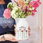 Personalisierte Keramikvase mit Geburtsblumen und Namen der Familienmitgliedern | mit Widmung | Wohndeko | Geburtstag Muttertag Geschenk für Mama Oma
