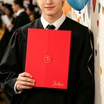 Personalizzato Grad Cap Balloon Congrats Libro degli ospiti pieghevole con nome scuola e anno Party Decor Regalo di laurea per laureati