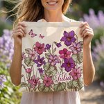 Personlig tygväska med månadsblomma och namn unik blommig tygpåse perfekt för vårens utflykter och picknick som mors dag present