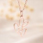 Personalisierte 1-5 Herzen Anhänger Halskette zarten Schmuck mit anfänglichen täglichen Verschleiß Geburtstag Muttertag Geschenk für Mama Freund