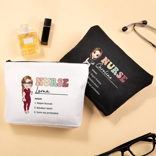 Gepersonaliseerde Retro Cartoon Verpleegster Karakter Make-up tas met naam Nurse Week Graduation Appreciation Gift voor medisch personeel