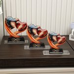 Personalisierte verflochtene Herz Baum Acryl Ornament mit Namen und Datum Desk Decor Jahrestag Geburtstag Geschenk für Paar