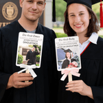 Personalisert avisbakgrunnsbånd med sløyfe Foto uteksamineringsvifter med tekst uteksamineringsgave til nyutdannede