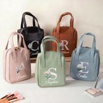 Personalisierte Kosmetiktasche mit irisierender Geburtsblume und Initiale | mit Namen | großer Kulturbeutel | Geburtstag Muttertag Geschenk für Frauen