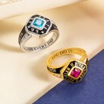 Gepersonaliseerde Vierkante Geboortesteen Klasse Ring met Gegraveerde Tekst en Zirkonia's Afstuderen Verjaardagscadeau voor afgestudeerden