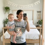 Gepersonaliseerd Onze Eerste Moederdag 100% Katoenen T-shirt Baby Rompertje met Naam Verjaardag Moederdagcadeau voor Baby Moeder