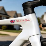 Gepersonaliseerde Nationale Vlag Waterdichte Stickers met Naam Set van 2 Fietsdecoratie Fietsen Verjaardagscadeau voor Fietser