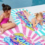 Gepersonaliseerde Multi-Color Doodle stijl sneldrogende oversized strandhanddoek met naam Seaside Vacation Beach Party Verjaardagscadeau voor vrienden familie