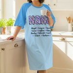 Personalisierte Gänseblümchen Titel Multicolor Lounge Pyjamas Nachthemd mit 1-16 Namen und Taschen täglich tragen Geburtstag Muttertag Geschenk für Oma Mom