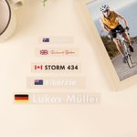 Gepersonaliseerde Nationale Vlag Waterdichte Stickers met Naam Set van 2 Fietsdecoratie Fietsen Verjaardagscadeau voor Fietser