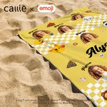 Personlig flerfärgad emoji Roligt ansiktsfoto Snabbtorkande strandhandduk med namn Semester Pool Partygåva för familj Vänner | Callie × emoji ™