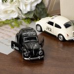 Gepersonaliseerd Miniatuurmodel van een Vintage Kever Trouwauto met Naam en Datum Bedankcadeau voor Bruidsjonkers Ringenjongen en Gasten