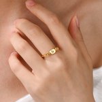 Bague personnalisée en argent sterling avec nom et initiale Opale rotative Cadeau d'anniversaire à porter tous les jours pour une petite amie ou une épouse