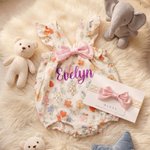 Gepersonaliseerde Roze Strik Bloemen Geborduurde Naam 100% Katoenen Baby Zomer Romper Coming Home Baby Shower Gift voor Pasgeboren Meisje