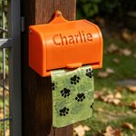 Distributore personalizzato di sacchetti per la cacca del cane con nome stampato in 3D e sacchetti biodegradabili Regalo per attività all'aperto per gli amanti dei cani