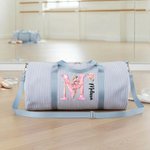 Personalizado de dibujos animados Ballerina Inicial Nacimiento Flor Seersucker Bolsa Duffle con nombre de viaje Juego esencial Día de cumpleaños Regalo para bailarinas de ballet