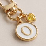 Personalizzato minimalista Cuore Birthstone Borsa Charm Portachiavi con iniziale Uso quotidiano Compleanno Anniversario Regalo per le donne Ragazze